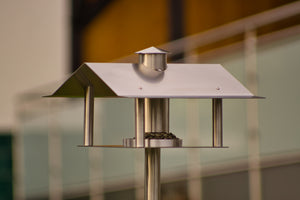 Vogelfutterhaus aus Edelstahl stehend mit Standstab - Steelbutze